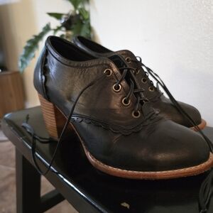 Bali ELF Lace Up Oxford Women's Shoes